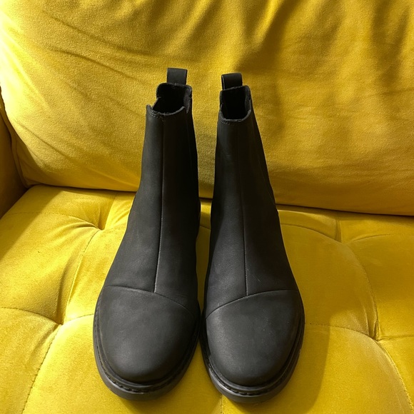 TOMS Charlie Black Leather Ankle Boot women’s 10M. - Picture 3 of 6